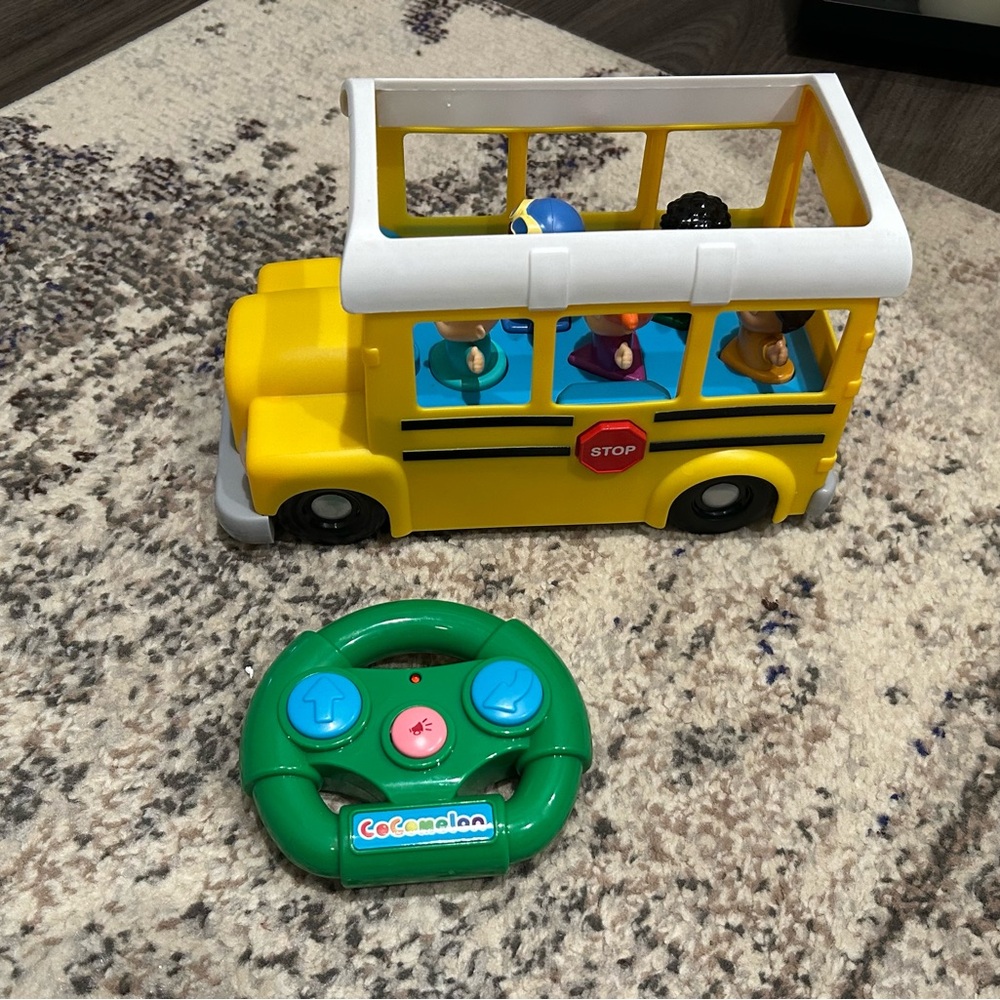 Cocomelon driving/singing bus
